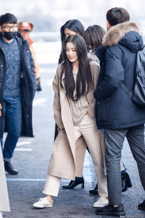 Irene of Red Velvet going to airport